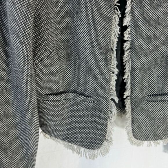 W118 By Walter Baker Tweed Wool Blend Fringe Trim Jacket Sz S - Picture 4 of 7